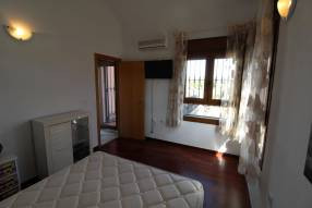 Image No.29-3 Bed Villa for sale