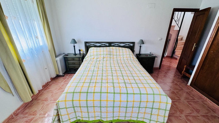 Image No.18-3 Bed Villa for sale