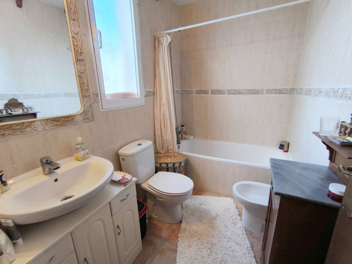 Image No.20-3 Bed Villa for sale