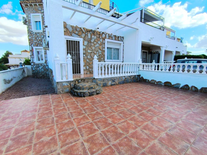 Image No.6-3 Bed Villa for sale