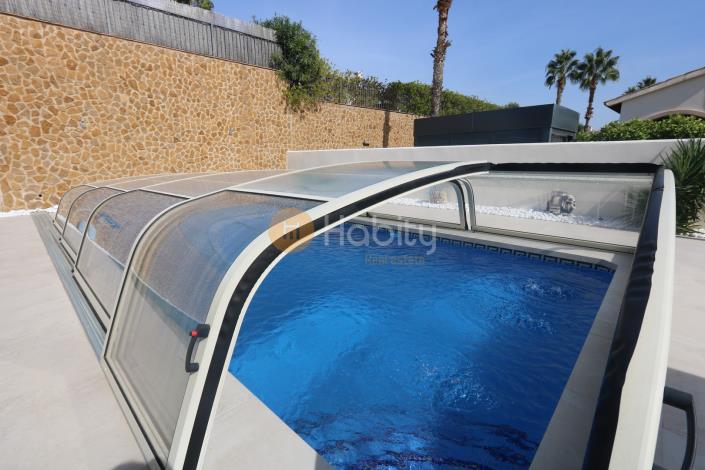 Image No.37-4 Bed Villa for sale