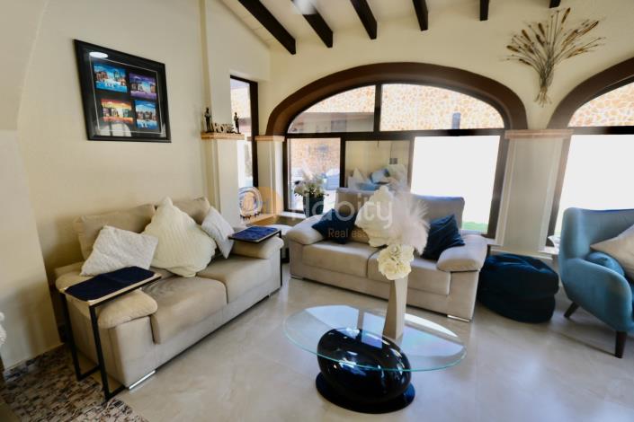 Image No.8-4 Bed Villa for sale