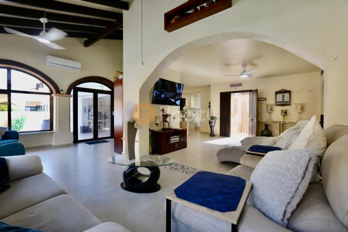 Image No.10-4 Bed Villa for sale