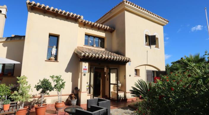 Image No.1-3 Bed House/Villa for sale