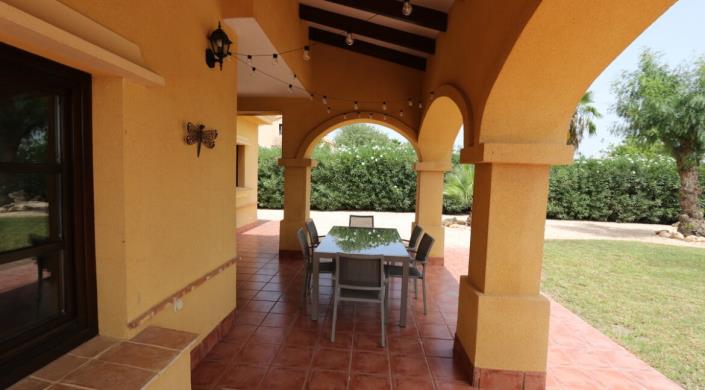 Image No.35-3 Bed Villa / Detached for sale