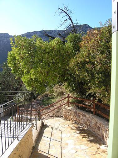 Image No.7-2 Bed House for sale