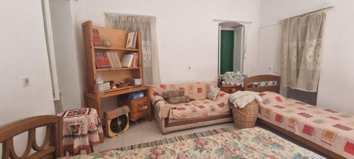 Image No.4-1 Bed House for sale