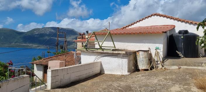 Image No.5-2 Bed House for sale