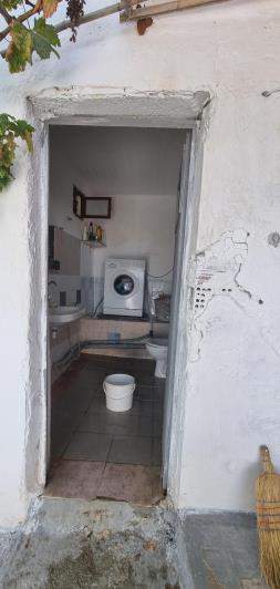 Image No.12-3 Bed House for sale