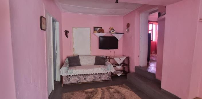 Image No.11-3 Bed House for sale