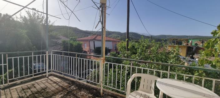 Image No.5-2 Bed House for sale