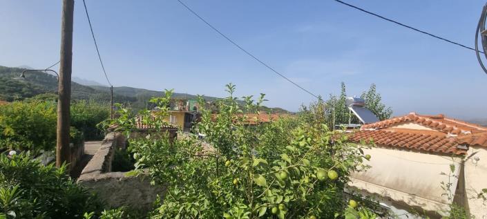 Image No.8-2 Bed House for sale