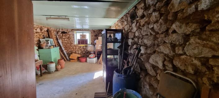 Image No.7-2 Bed House for sale