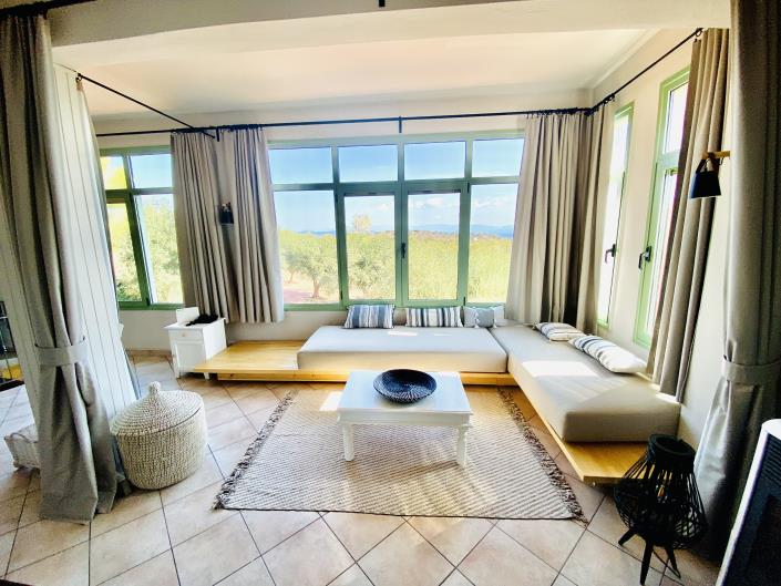 Image No.13-3 Bed House for sale