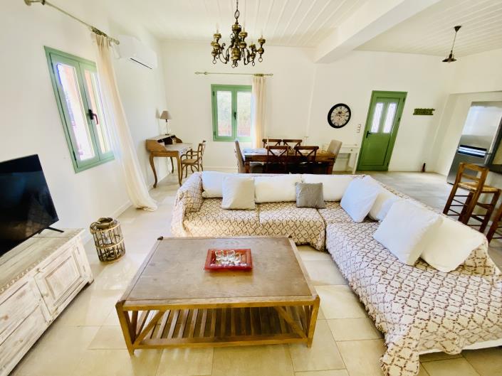 Image No.11-3 Bed House for sale