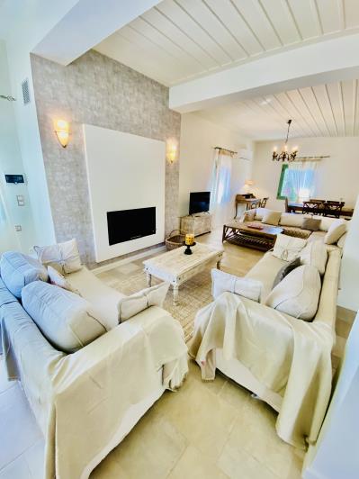 Image No.12-3 Bed House for sale