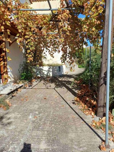 Image No.24-4 Bed House for sale