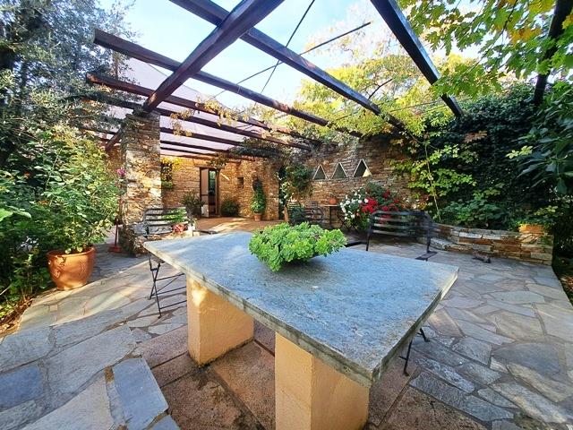 Image No.3-2 Bed House for sale