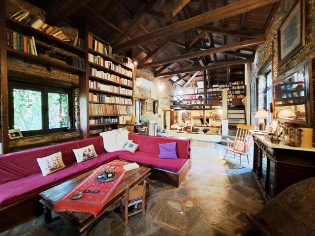 Image No.9-2 Bed House for sale