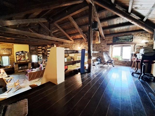 Image No.11-2 Bed House for sale