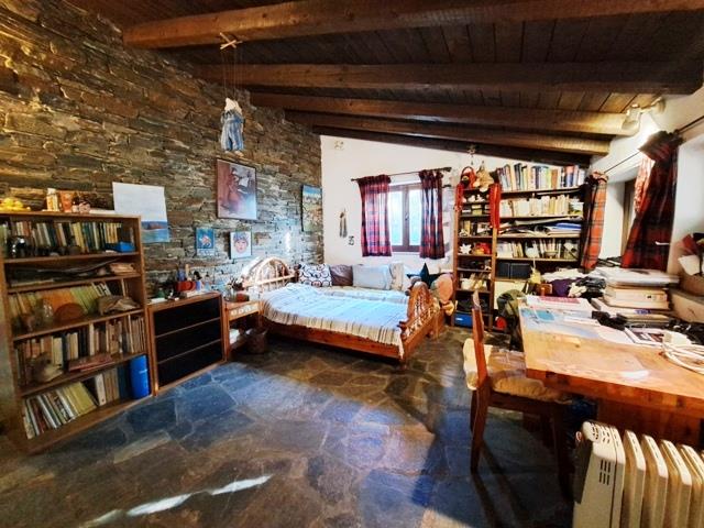 Image No.15-2 Bed House for sale