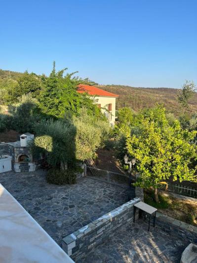 Image No.18-4 Bed House for sale