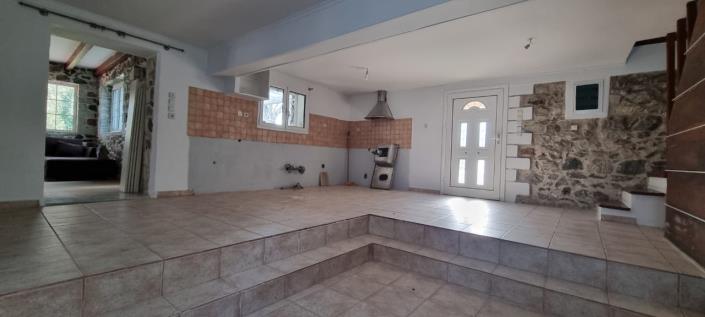 Image No.8-3 Bed House for sale