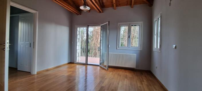 Image No.13-3 Bed House for sale