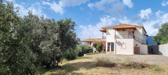 Image No.15-4 Bed House for sale