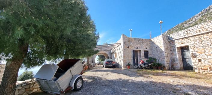 Image No.2-3 Bed House for sale