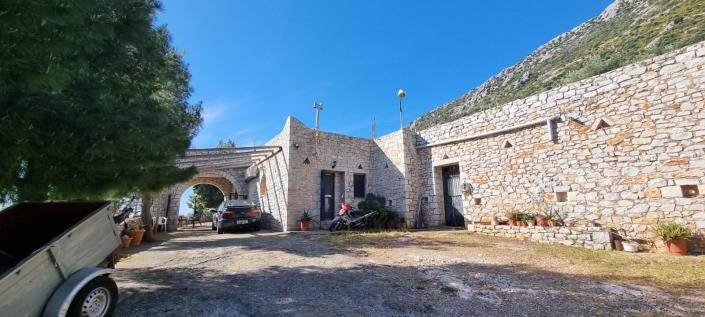 Image No.5-3 Bed House for sale