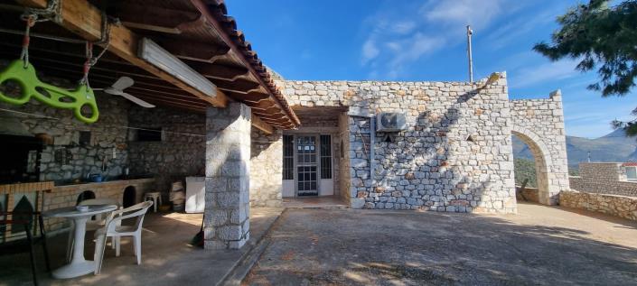 Image No.6-3 Bed House for sale