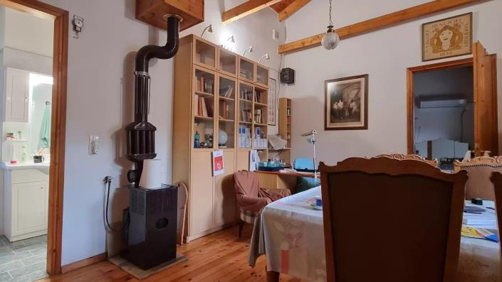 Image No.8-1 Bed House for sale