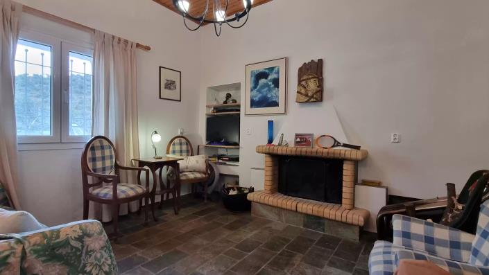 Image No.10-1 Bed House for sale