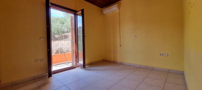 Image No.9-2 Bed House for sale