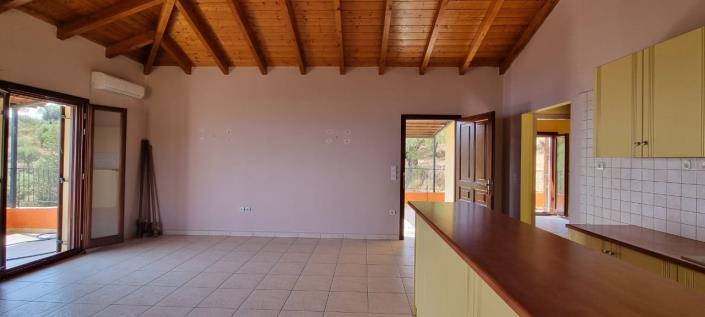 Image No.12-2 Bed House for sale