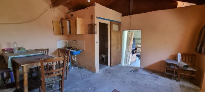 Image No.15-1 Bed Farmhouse for sale