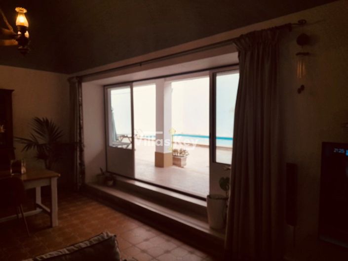 Image No.15-4 Bed House for sale