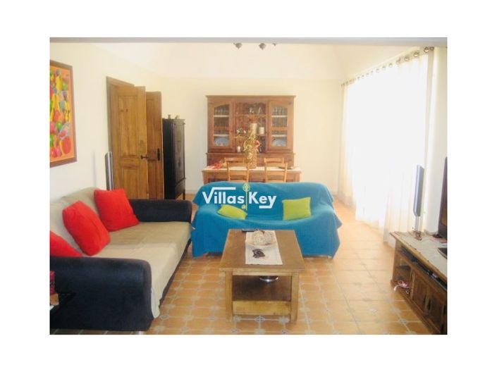 Image No.3-4 Bed House for sale