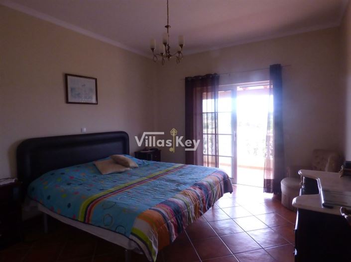 Image No.14-3 Bed House for sale