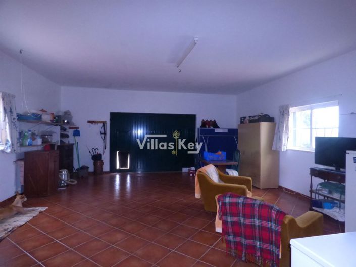 Image No.23-3 Bed House for sale