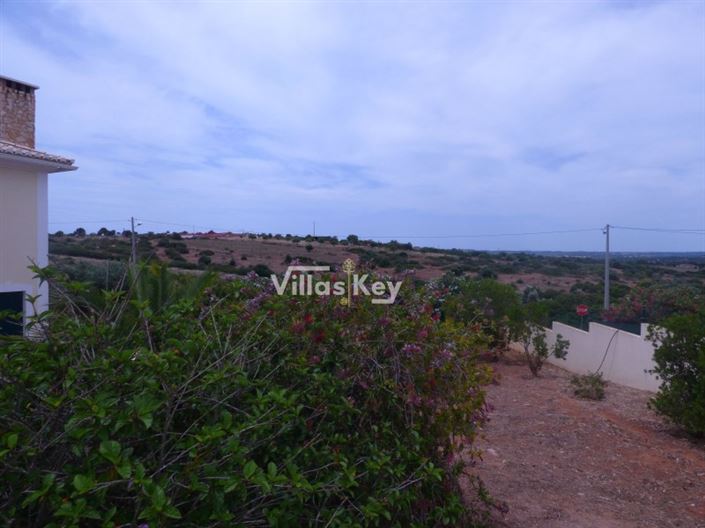 Image No.6-3 Bed House for sale