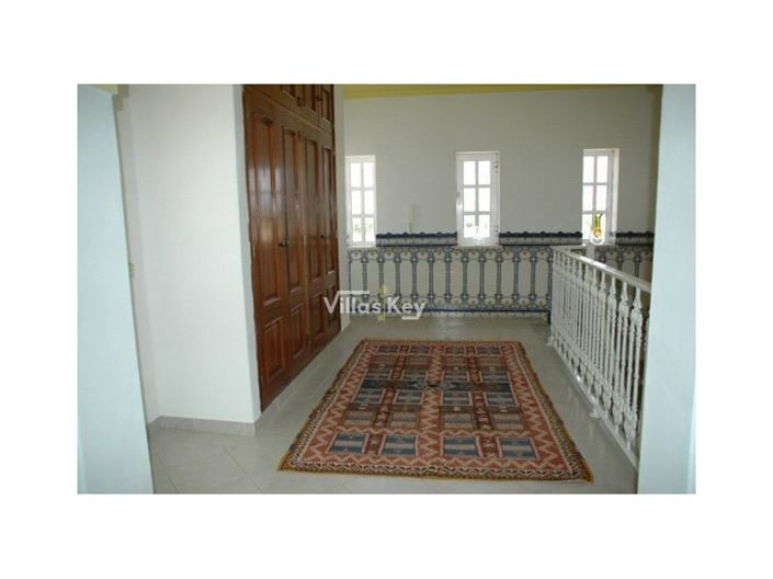 Image No.12-4 Bed House for sale