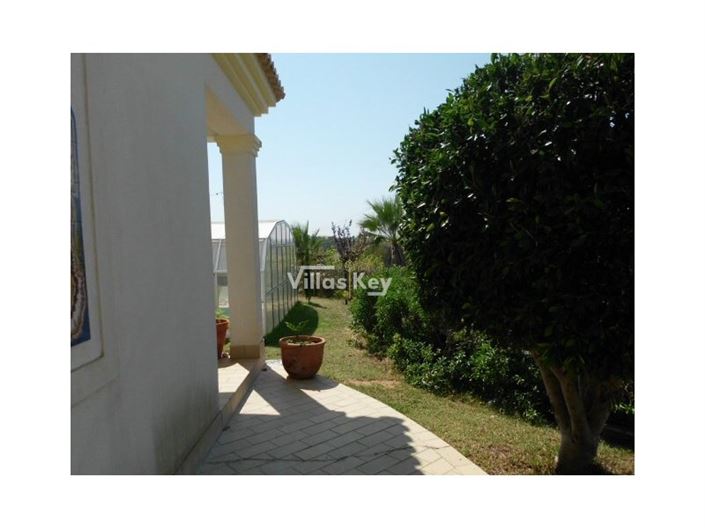 Image No.19-4 Bed House for sale