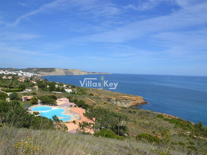 Image No.30-4 Bed House for sale