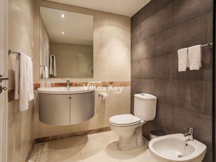 Image No.5-Apartment for sale