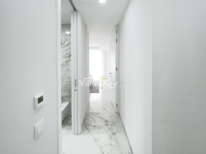 Image No.8-3 Bed Apartment for sale