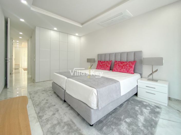 Image No.14-2 Bed Apartment for sale