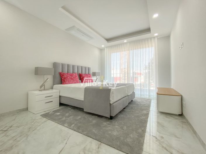 Image No.15-2 Bed Apartment for sale