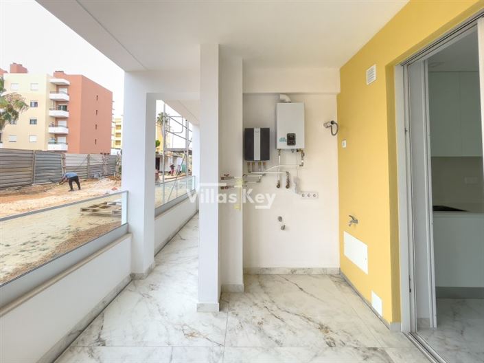 Image No.10-2 Bed Apartment for sale